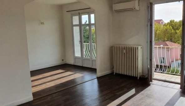 Logement �tudiant T4 &agrave; Ch�teaudouble (83300)
