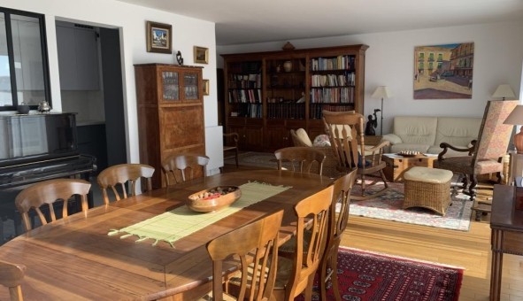 Logement étudiant Location T4 Vide Châtenay Malabry (92290)
