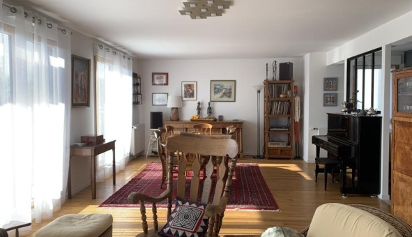 Logement tudiant T4 à Chtenay Malabry (92290)