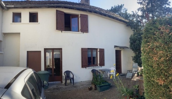 Logement tudiant T4 à Chtenoy le Royal (71880)