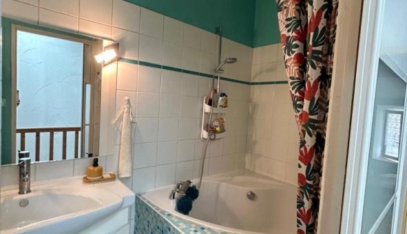 Logement tudiant T4 à Cheminas (07300)