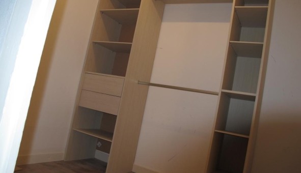 Logement tudiant T4 à Chuzelles (38200)