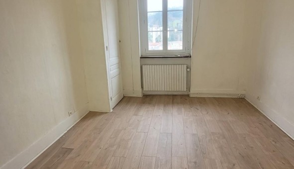 Logement �tudiant T4 &agrave; Chuzelles (38200)