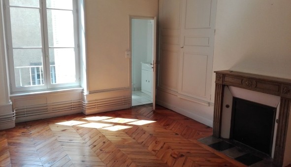 Logement �tudiant T4 &agrave; Clermont Ferrand (63000)