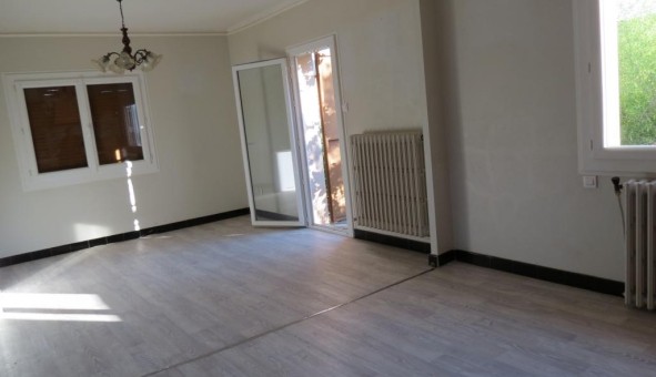 Logement �tudiant T4 &agrave; Compr�gnac (12100)