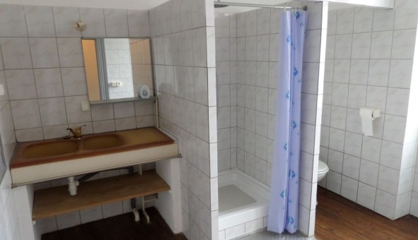 Logement �tudiant T4 &agrave; Cosne d'Allier (03430)