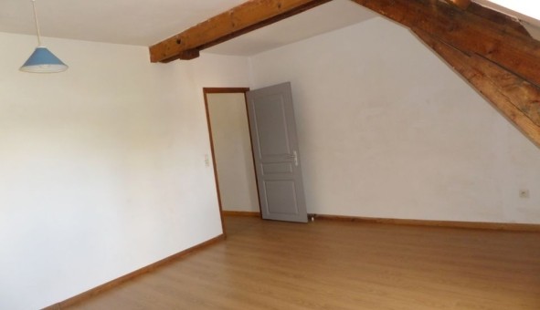Logement �tudiant T4 &agrave; Cosne d'Allier (03430)