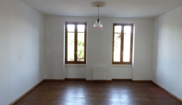 Logement �tudiant T4 &agrave; Cosne d'Allier (03430)