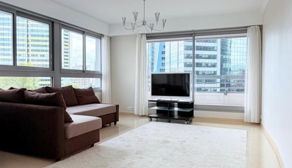 Logement tudiant T4 à Courbevoie (92400)