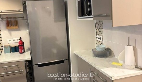 Logement �tudiant T4 &agrave; Courbevoie (92400)