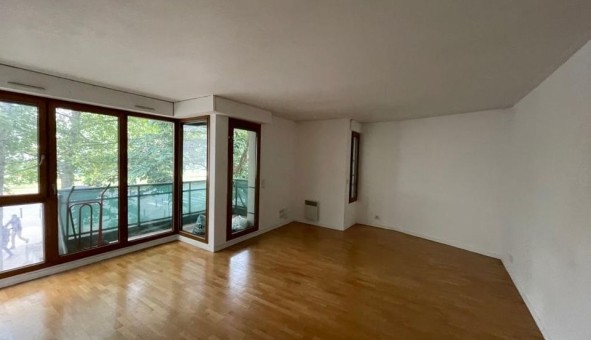 Logement �tudiant T4 &agrave; Courbevoie (92400)