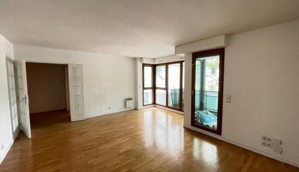 Logement �tudiant T4 &agrave; Courbevoie (92400)