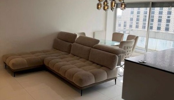 Logement �tudiant Location T4 Vide Courbevoie (92400)