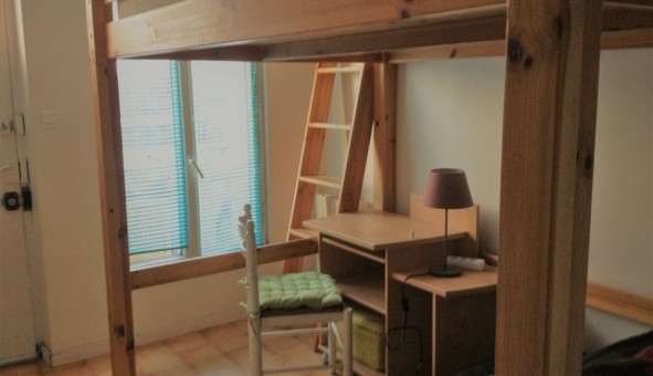 Logement �tudiant T4 &agrave; Courbevoie (92400)