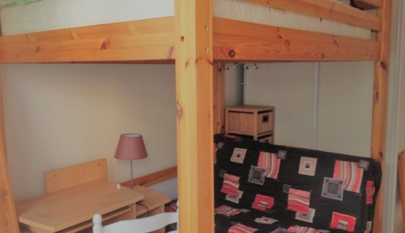 Logement �tudiant T4 &agrave; Courbevoie (92400)