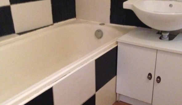 Logement tudiant T4 à Cuers (83390)
