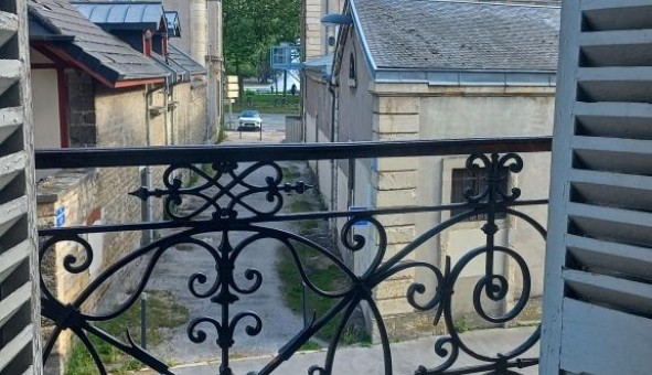 Logement étudiant Location T4 Vide Dijon (21000)