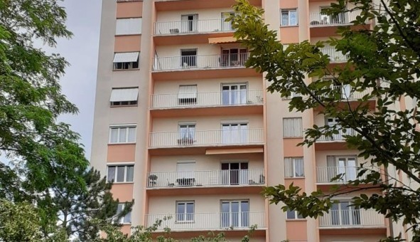 Logement tudiant T4 à Dijon (21000)