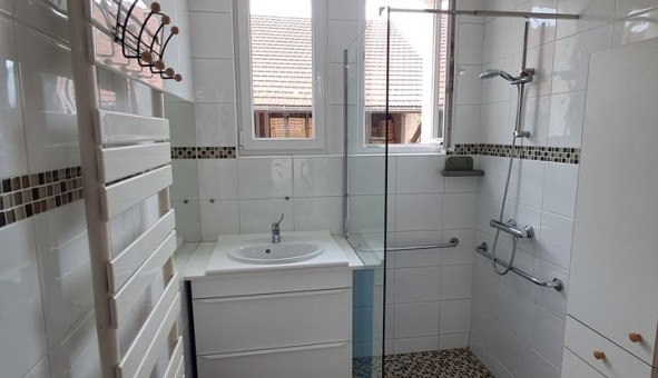 Logement �tudiant T4 &agrave; Dom�ne (38420)