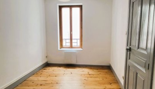 Logement �tudiant T4 &agrave; Dorat (63300)