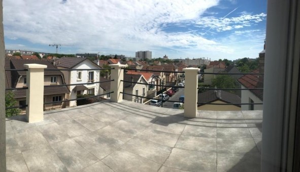 Logement tudiant T4 à pinay sur Seine (93800)