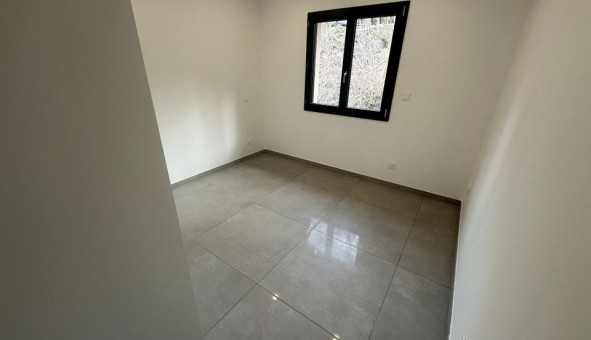 Logement �tudiant T4 &agrave; Estrablin (38780)