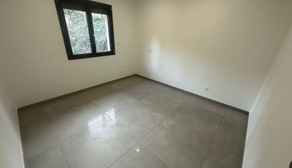 Logement �tudiant T4 &agrave; Estrablin (38780)