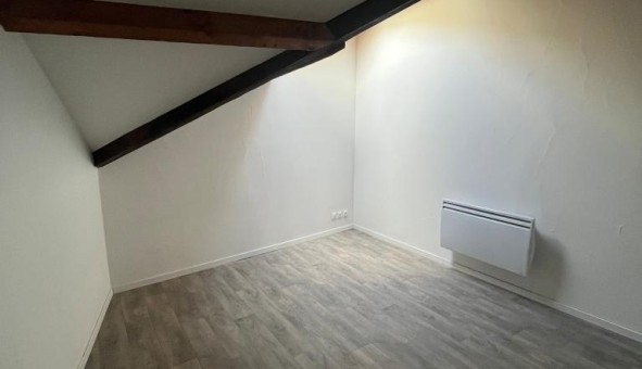Logement tudiant T4 à Fontaine le Puits (73600)