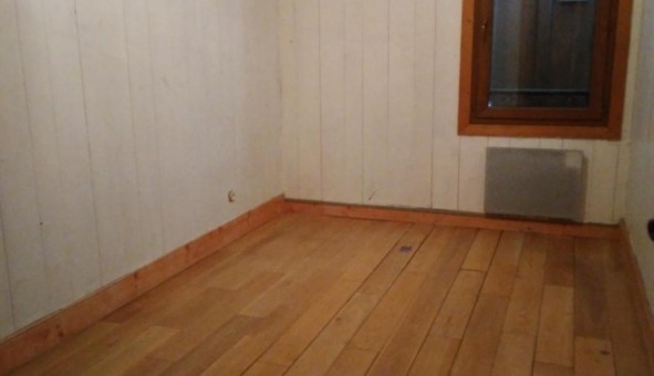 Logement tudiant T4 à Fontaine le Puits (73600)