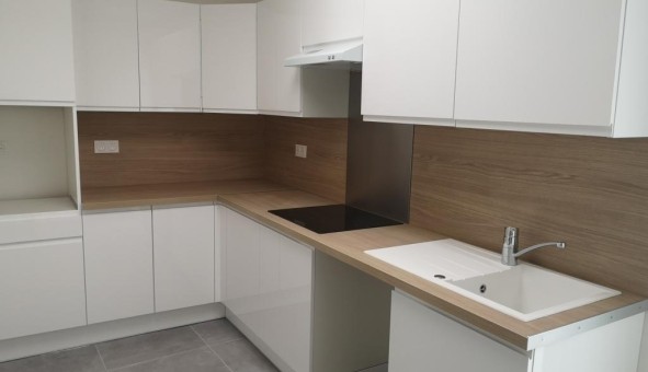 Logement tudiant T4 à Forest sur Marque (59510)