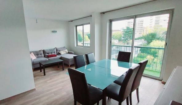 Logement tudiant T4 à Fresnes (94260)