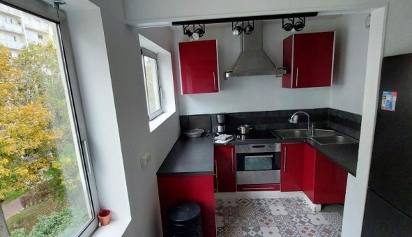 Logement tudiant T4 à Fresnes (94260)
