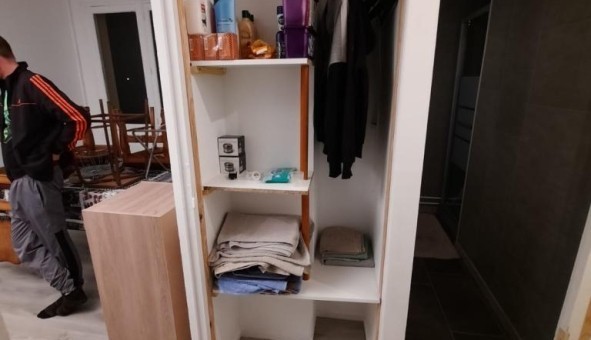 Logement tudiant T4 à Fresnoy le Grand (02230)