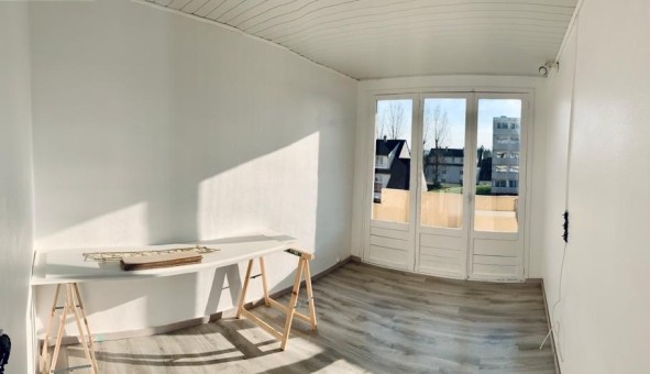 Logement tudiant T4 à Fresnoy le Grand (02230)