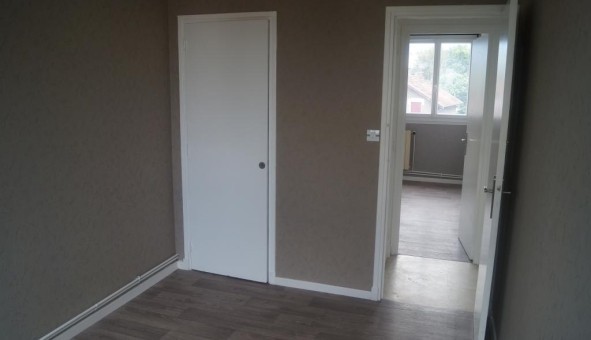 Logement tudiant T4 à Grenoble (38000)