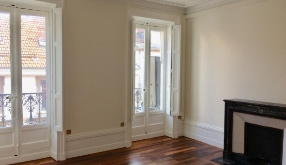 Logement tudiant T4 à Grenoble (38000)