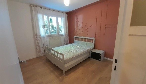 Logement tudiant T4 à Grenoble (38000)