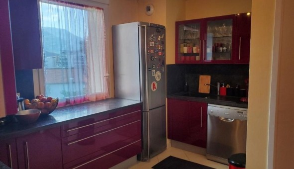 Logement tudiant T4 à Grenoble (38000)