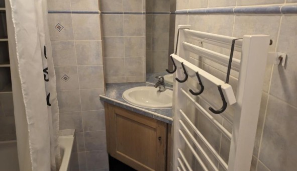 Logement tudiant T4 à Grenoble (38000)
