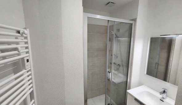 Logement �tudiant T4 &agrave; Grenoble (38000)