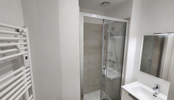 Logement �tudiant T4 &agrave; Grenoble (38000)