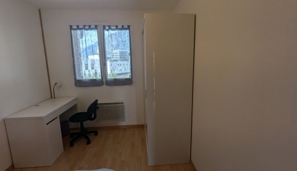Logement �tudiant T4 &agrave; Grenoble (38000)