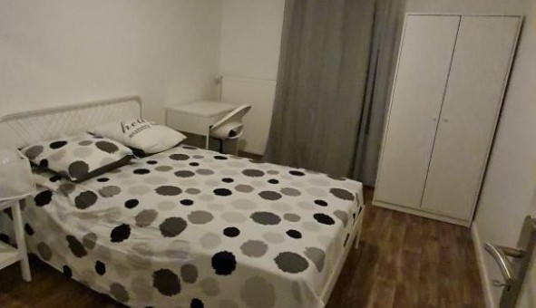 Logement �tudiant T4 &agrave; Ivry sur Seine (94200)