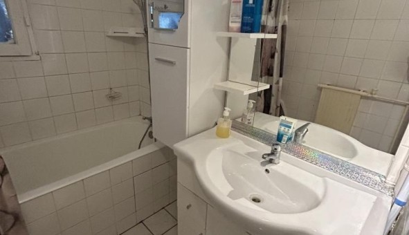 Logement tudiant T4 à Jonage (69330)