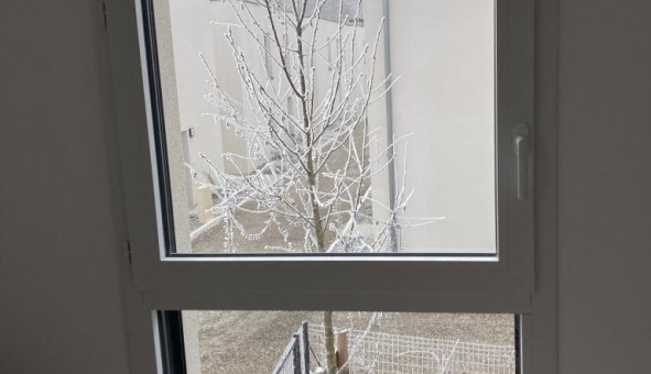 Logement �tudiant T4 &agrave; Jonage (69330)