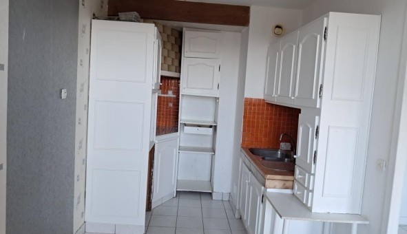 Logement tudiant T4 à Jou ls Tours (37300)