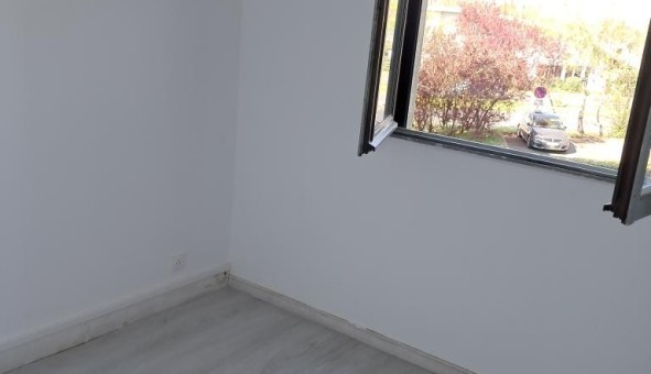 Logement tudiant T4 à Jou ls Tours (37300)