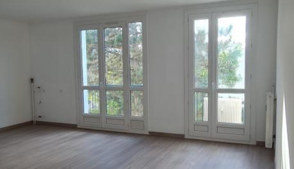 Logement tudiant T4 à Jou ls Tours (37300)