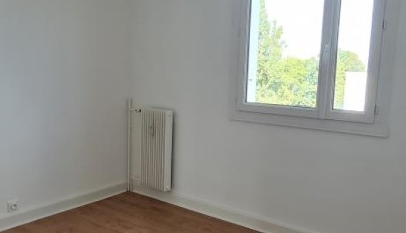 Logement tudiant T4 à Jou ls Tours (37300)