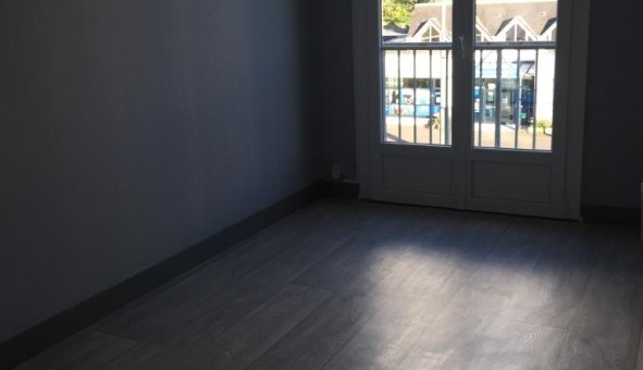 Logement tudiant T4 à Jou ls Tours (37300)